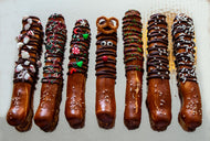Palito de Pretzel Navideño con Chocolate Obscuro